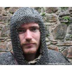 Ulfberth Coif Med Firkantet Halsudskæring, Runde Ringe - Runde Nitter, 8 Mm -Svaerd Salg coif med firkantet halsudskaering runde ringe rund 3