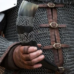 Epic Armoury Drikke Horn Tara Med Celtic Knob, Lys -Svaerd Salg drikke horn tara med celtic knob lys 5