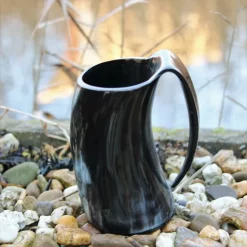 Epic Armoury Horn Kop Med øre 0,5L, Mørke -Svaerd Salg horn kop med ore 05l morke 2