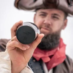 Epic Armoury Hornkop, Mørk -Svaerd Salg hornkop mork 3