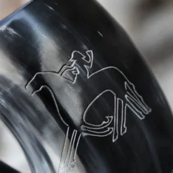 Deepeeka Hornkopp Odin Med Sleipnir 9 Deepeeka Hornkopp Odin Med Sleipnir -Svaerd Salg hornkopp odin med sleipnir 2