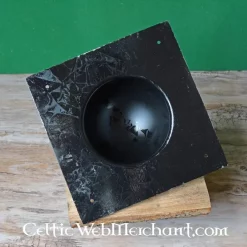 Deepeeka Square Umbo -Svaerd Salg square umbo 1